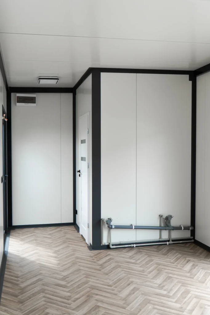 Kontener socjalno-sanitarny z WC – MODUVO